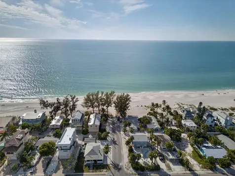 2915 Avenue C Holmes Beach FL 34217
