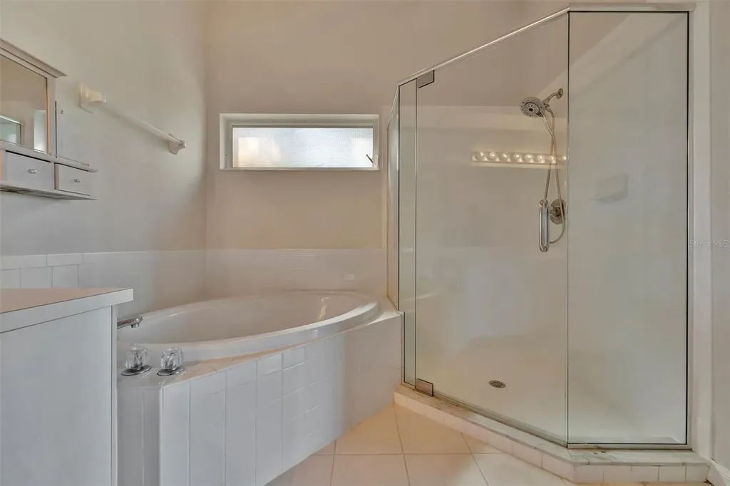 5240 Hyland Hills Avenue Sarasota FL 34241