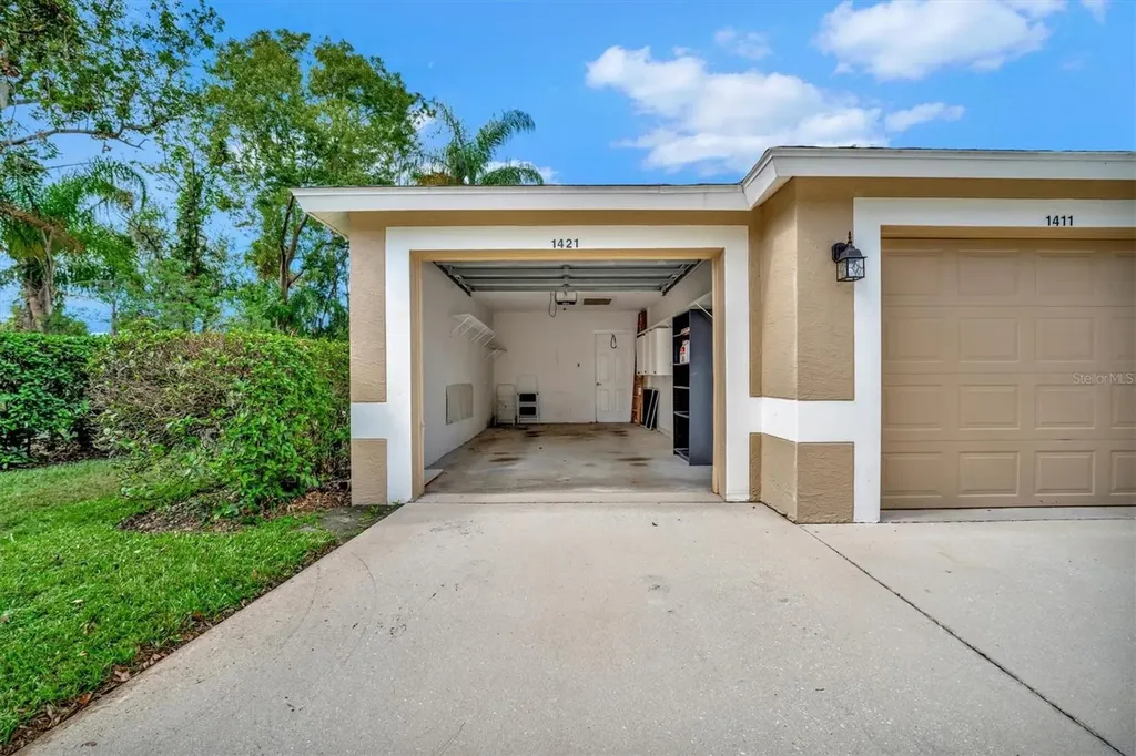 5240 Hyland Hills Avenue Sarasota FL 34241
