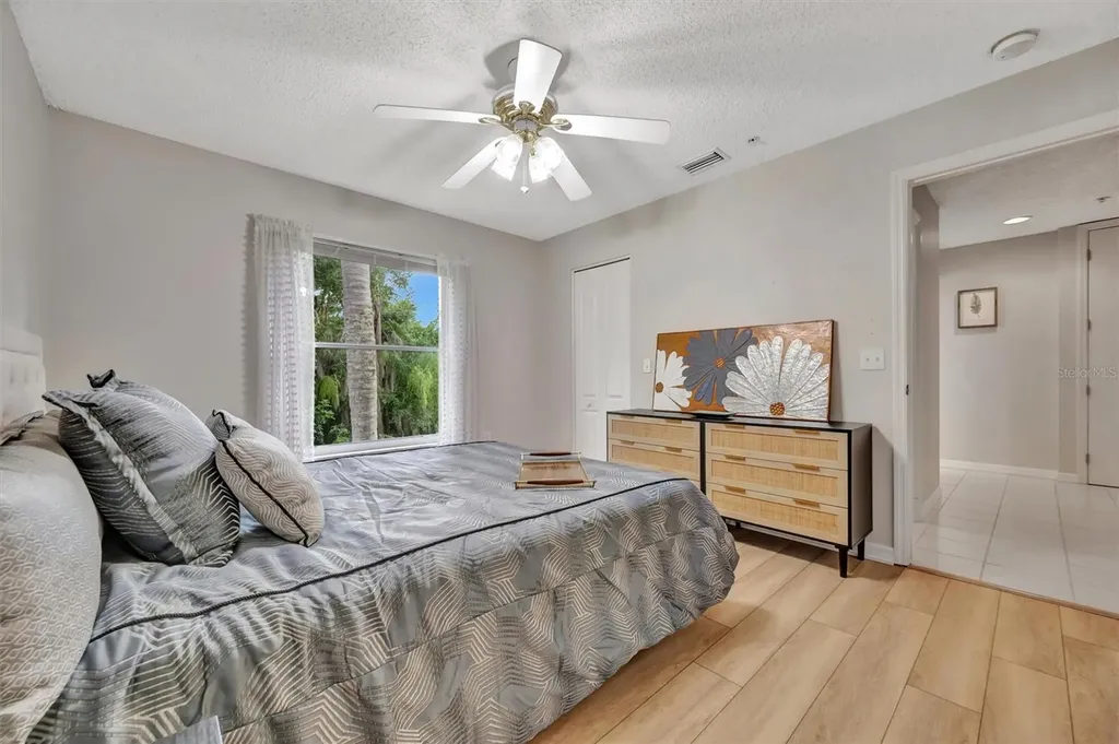 5240 Hyland Hills Avenue Sarasota FL 34241