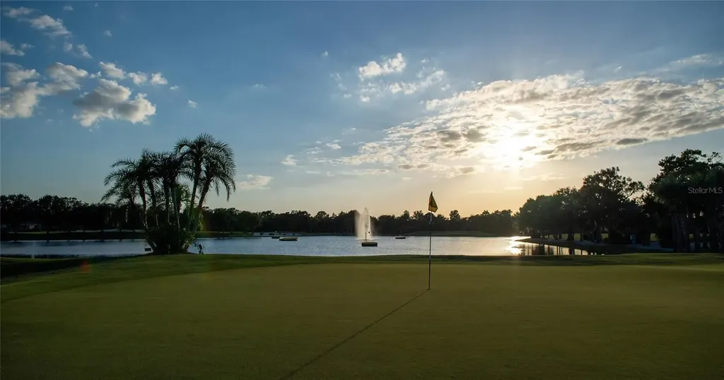 5240 Hyland Hills Avenue Sarasota FL 34241