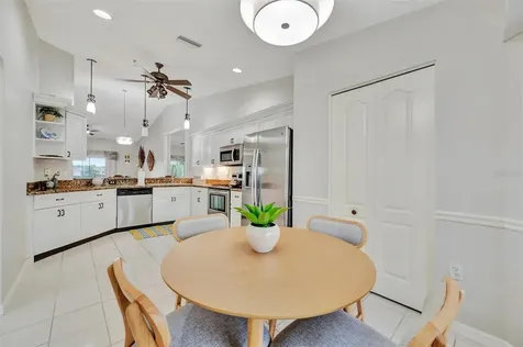 5240 Hyland Hills Avenue Sarasota FL 34241
