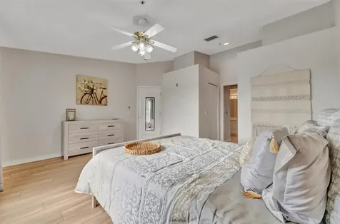 5240 Hyland Hills Avenue Sarasota FL 34241