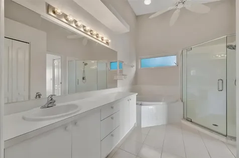 5240 Hyland Hills Avenue Sarasota FL 34241