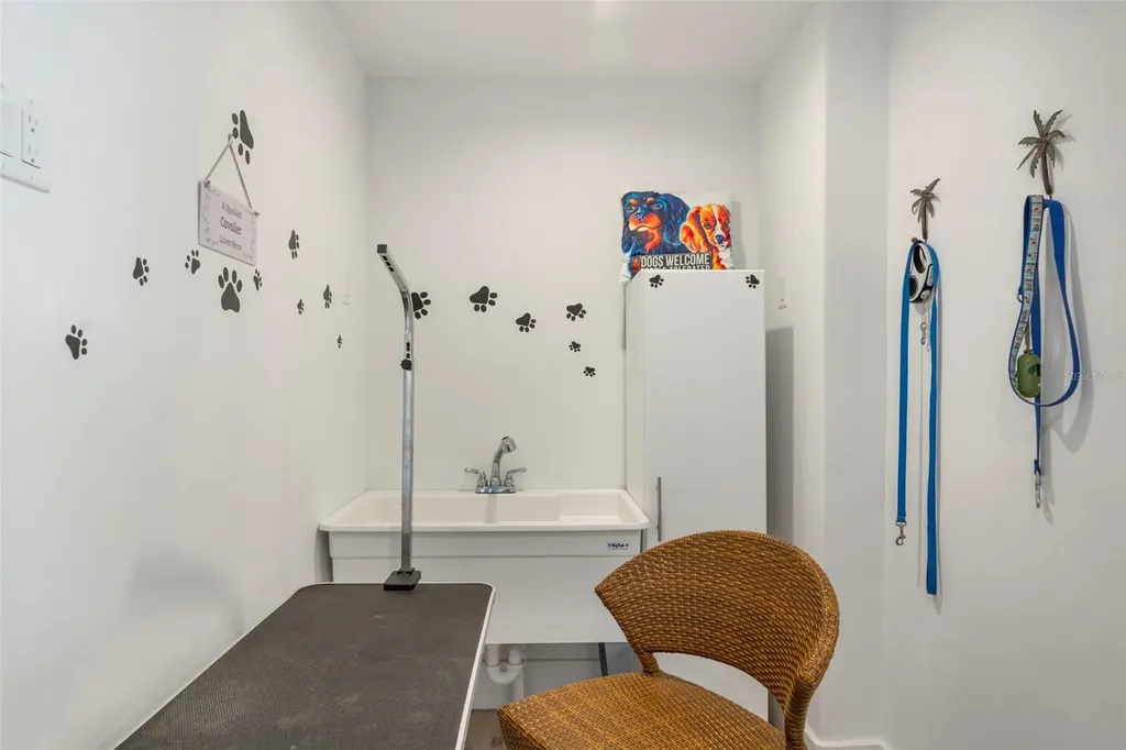 242 Oak Avenue Anna Maria FL 34216