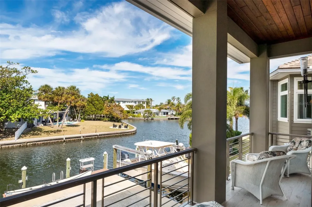 242 Oak Avenue Anna Maria FL 34216