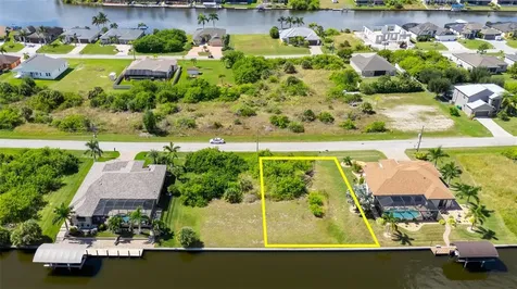 8300 Tecumseh Circle Port Charlotte FL 33981
