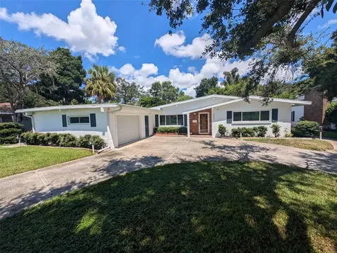 2431 Green Way S St Petersburg FL 33712