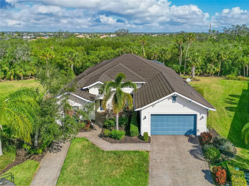 931 Mangrove Edge Court Bradenton FL 34208