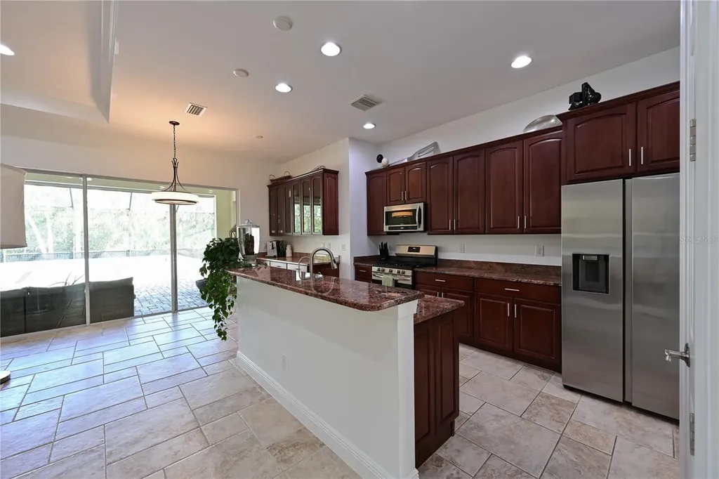 931 Mangrove Edge Court Bradenton FL 34208