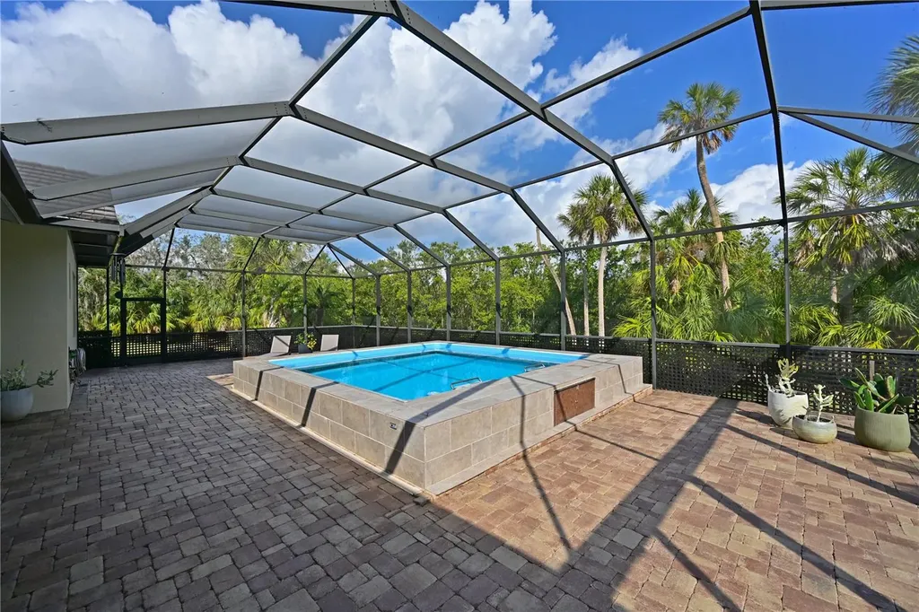 931 Mangrove Edge Court Bradenton FL 34208