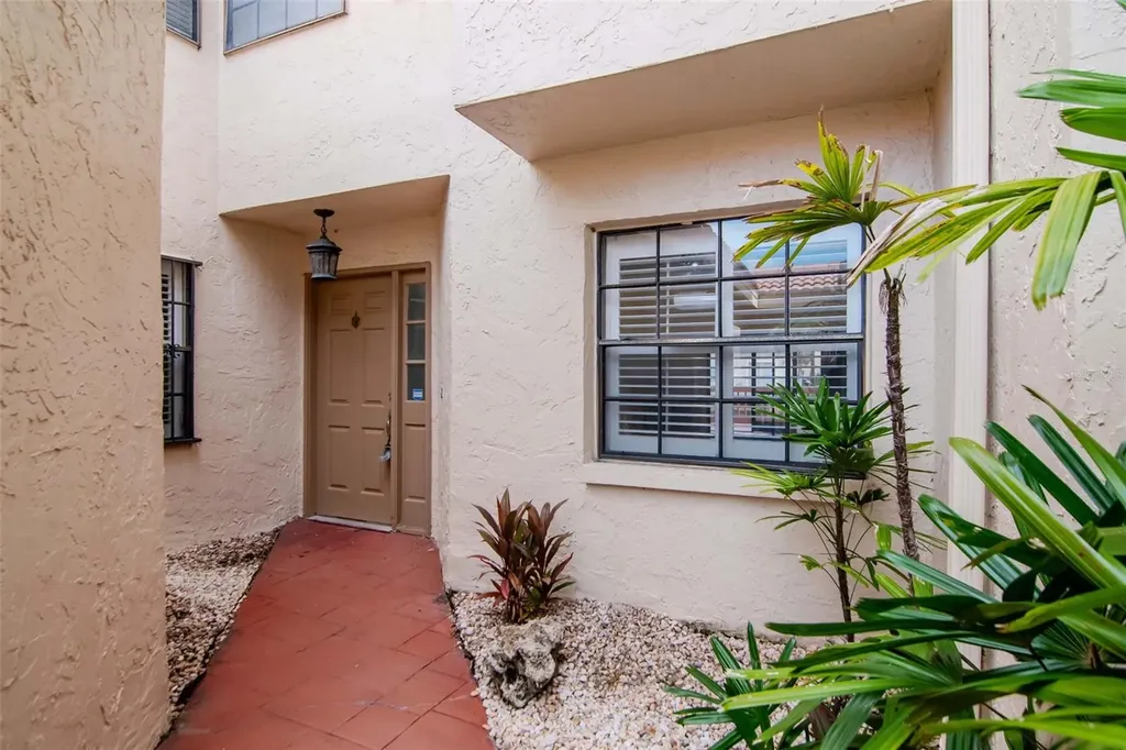 10417 Saint Tropez Place Tampa FL 33615