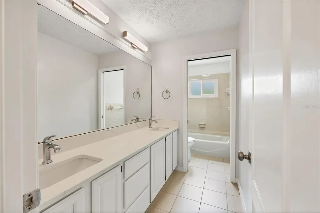 1102 134th Street E Bradenton FL 34212