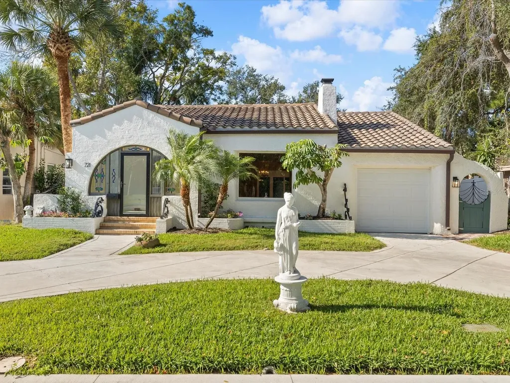 721 Snell Isle Boulevard NE St Petersburg FL 33704