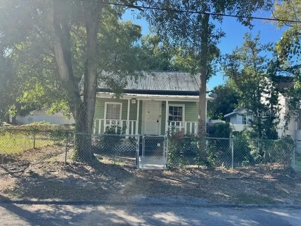 2207 E 23rd Avenue Tampa FL 33605