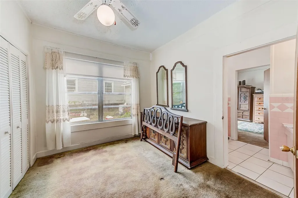 632 Cross Street Tarpon Springs FL 34689