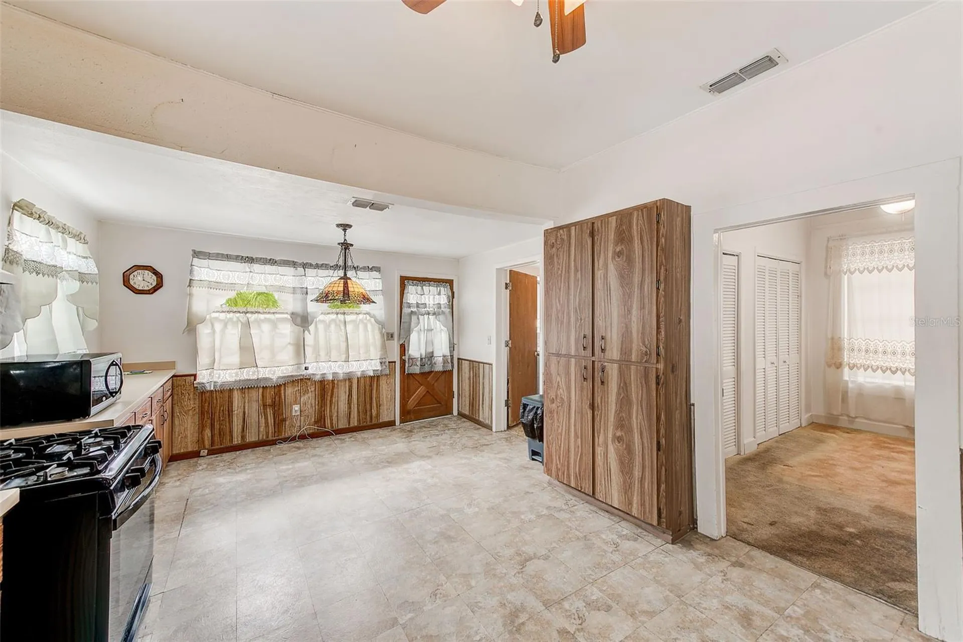 632 Cross Street Tarpon Springs FL 34689