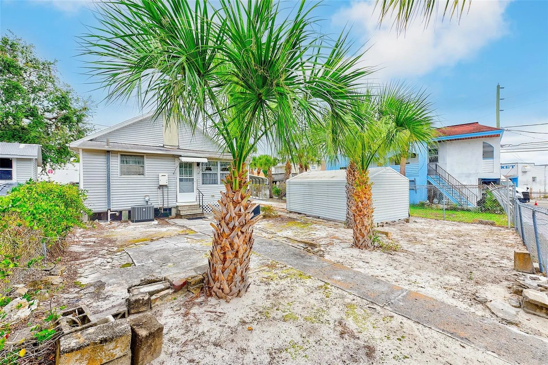 632 Cross Street Tarpon Springs FL 34689