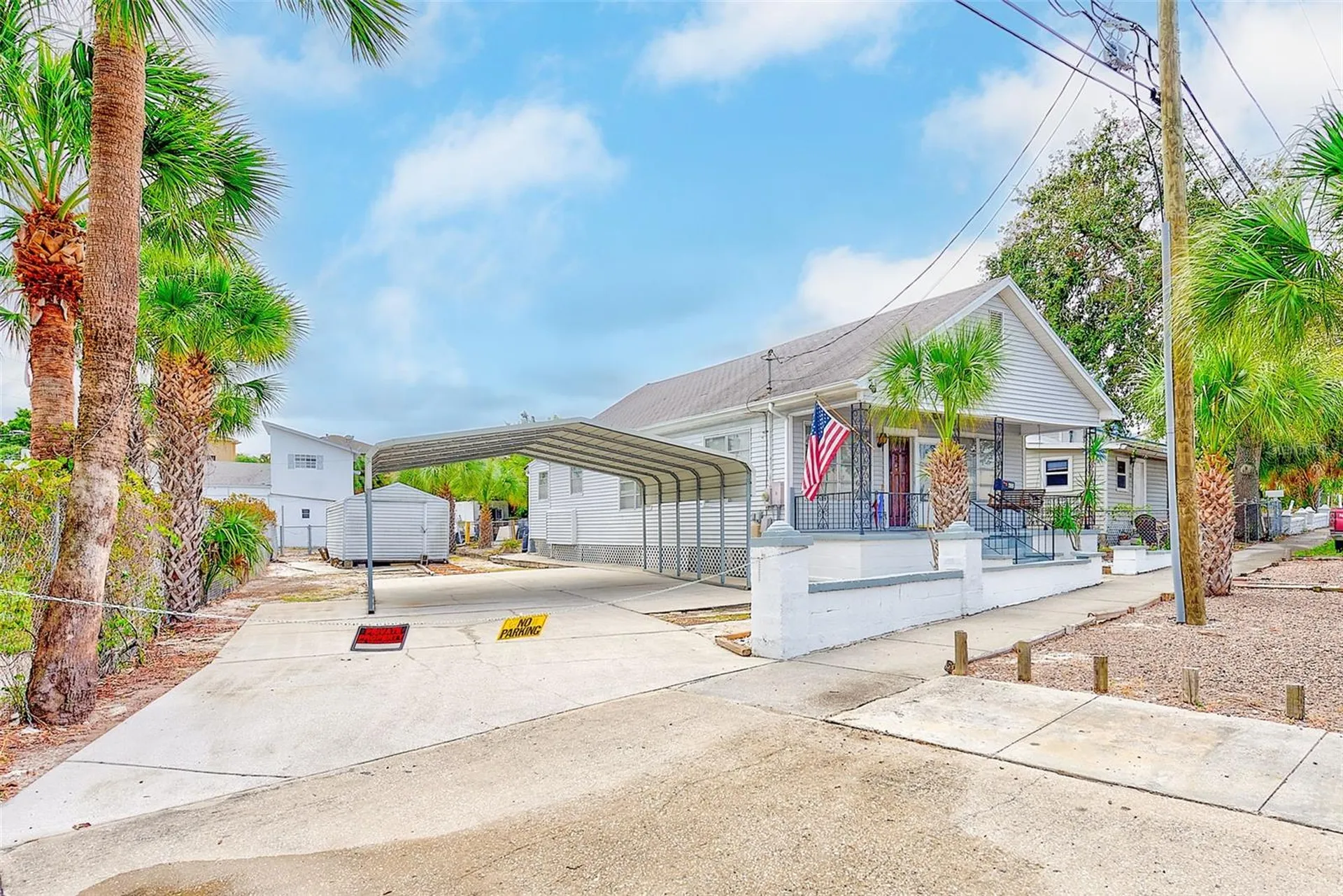 632 Cross Street Tarpon Springs FL 34689