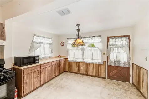 632 Cross Street Tarpon Springs FL 34689