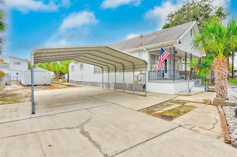 632 Cross Street Tarpon Springs FL 34689