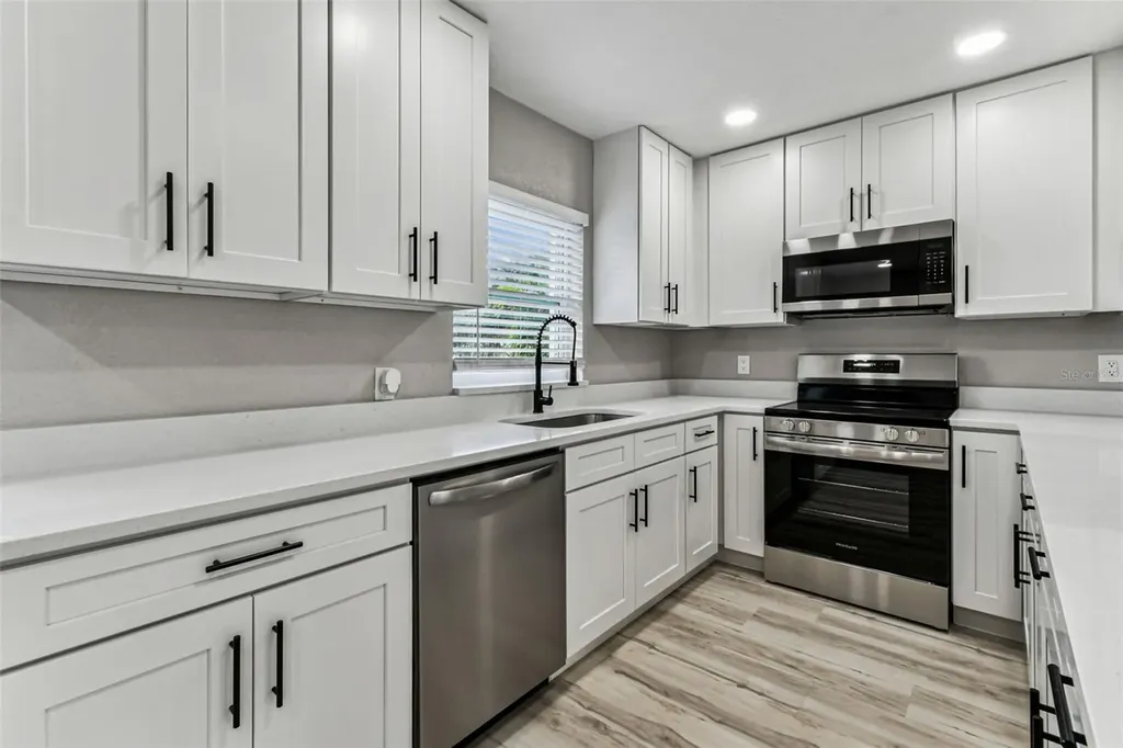 5 W Spanish Main Street Tampa FL 33609