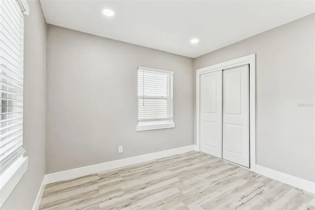 5 W Spanish Main Street Tampa FL 33609