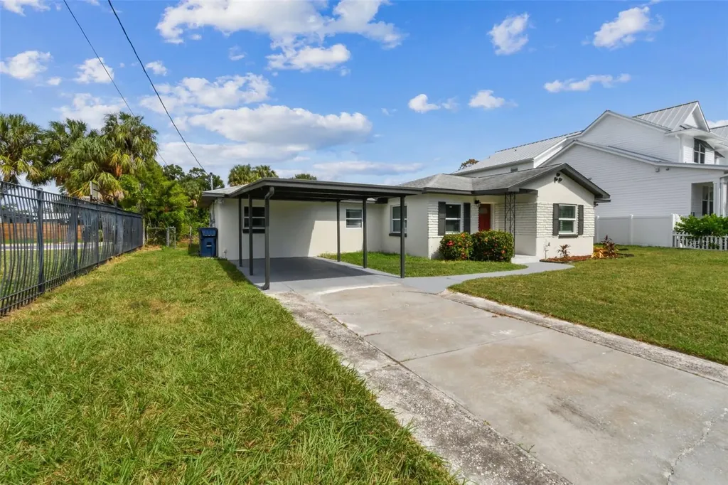 5 W Spanish Main Street Tampa FL 33609