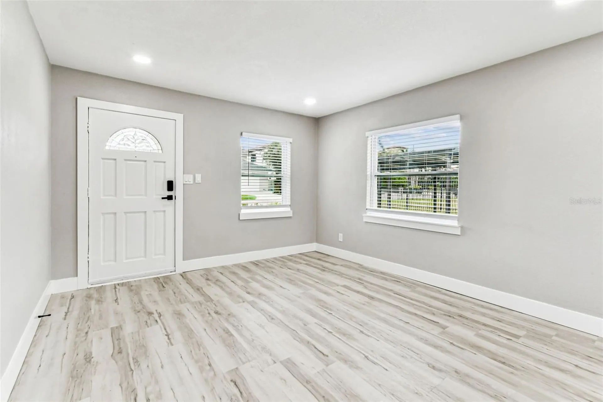 5 W Spanish Main Street Tampa FL 33609