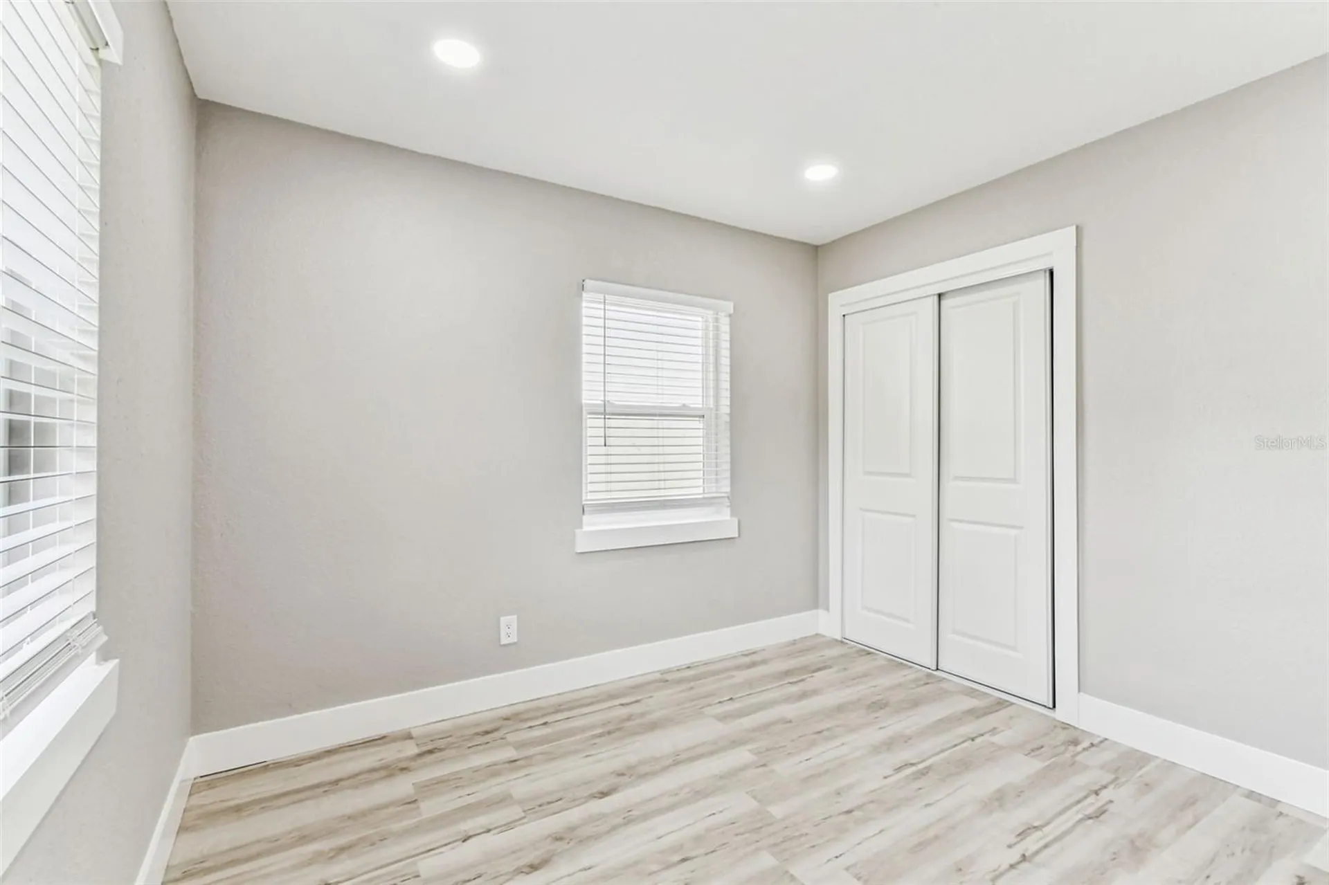 5 W Spanish Main Street Tampa FL 33609