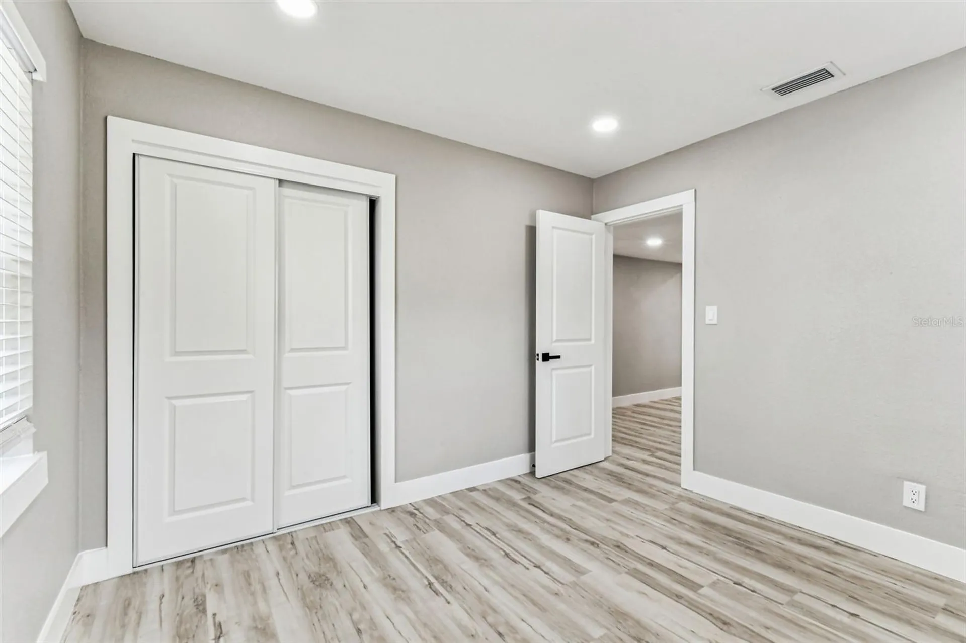 5 W Spanish Main Street Tampa FL 33609