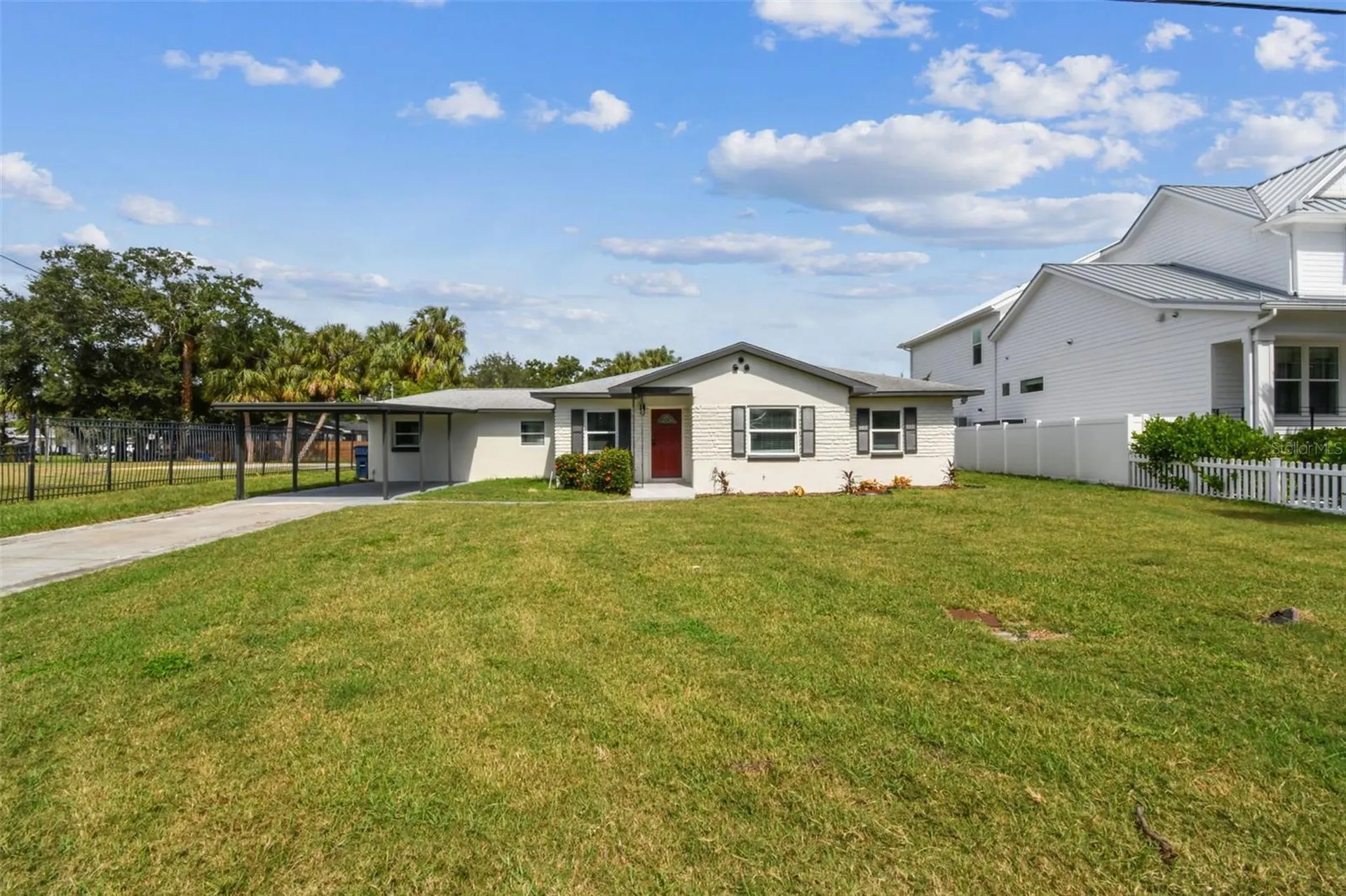 5 W Spanish Main Street Tampa FL 33609