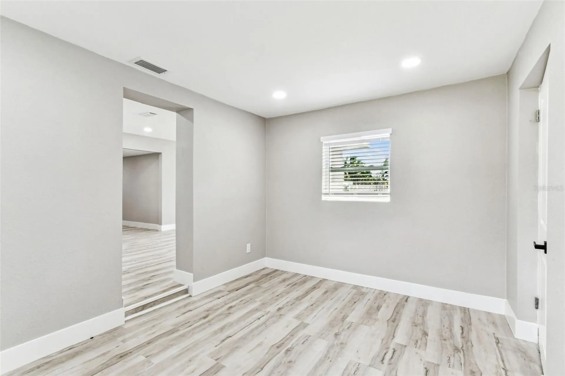 5 W Spanish Main Street Tampa FL 33609