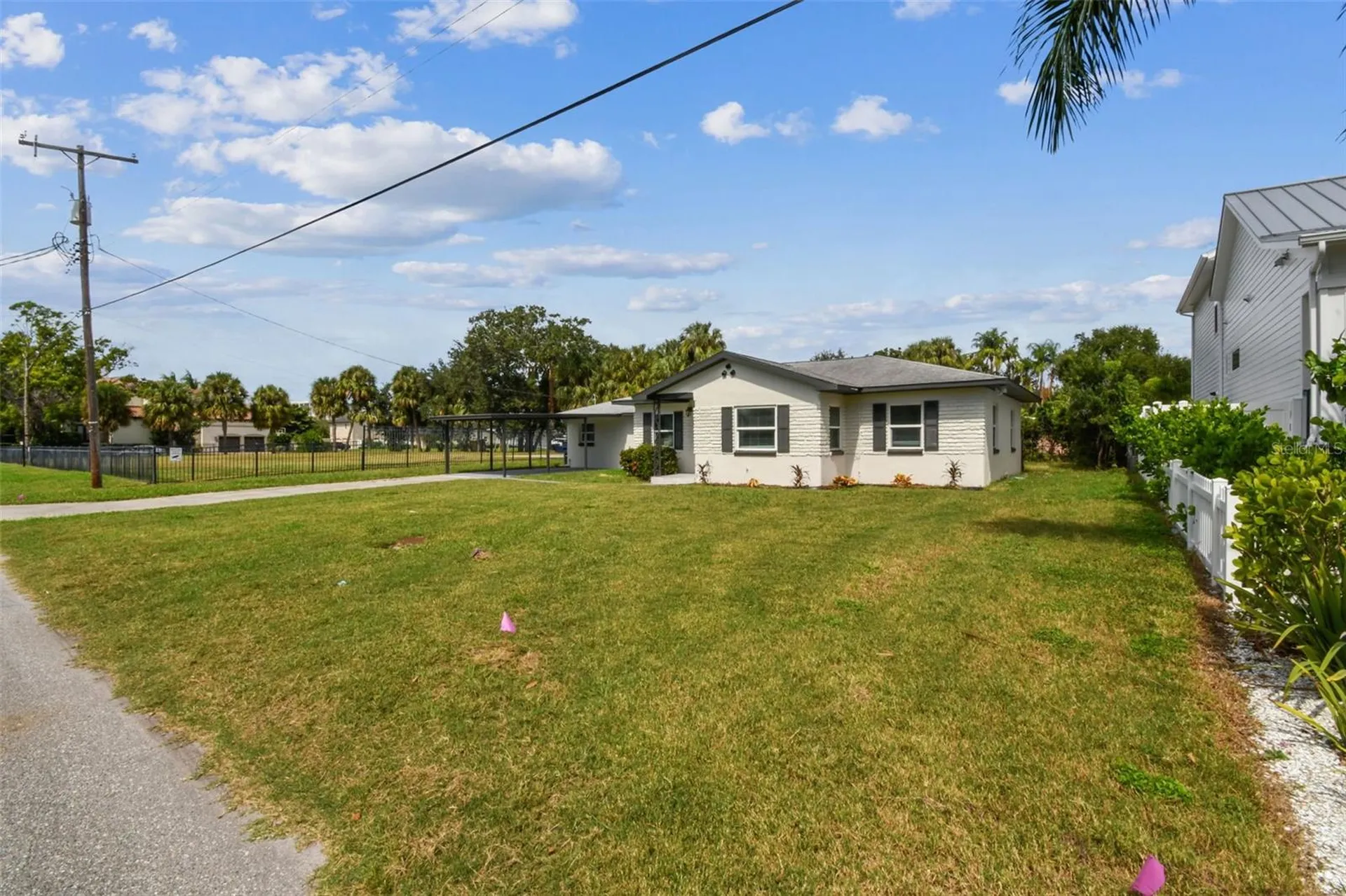 5 W Spanish Main Street Tampa FL 33609