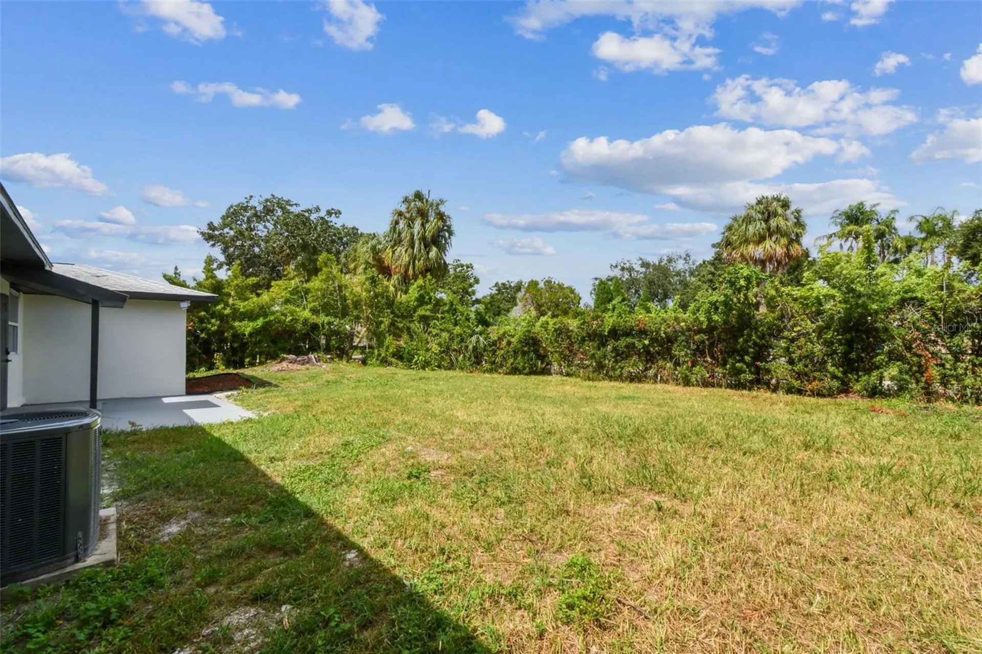 5 W Spanish Main Street Tampa FL 33609