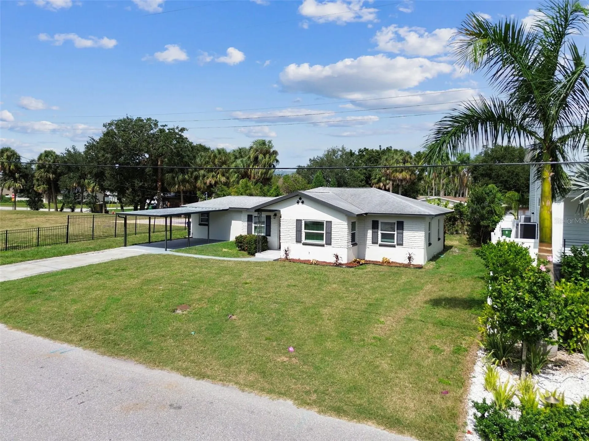 5 W Spanish Main Street Tampa FL 33609