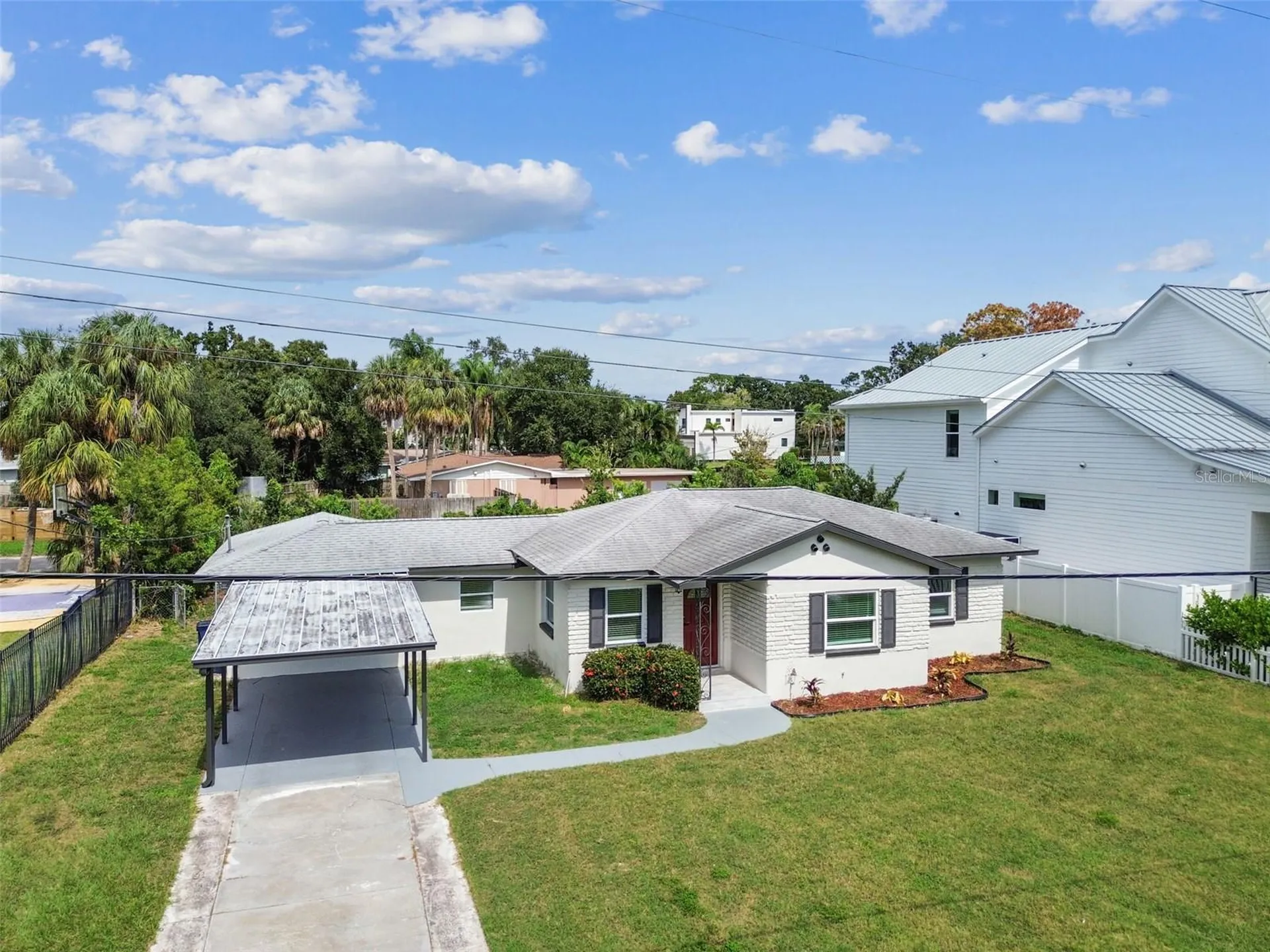 5 W Spanish Main Street Tampa FL 33609