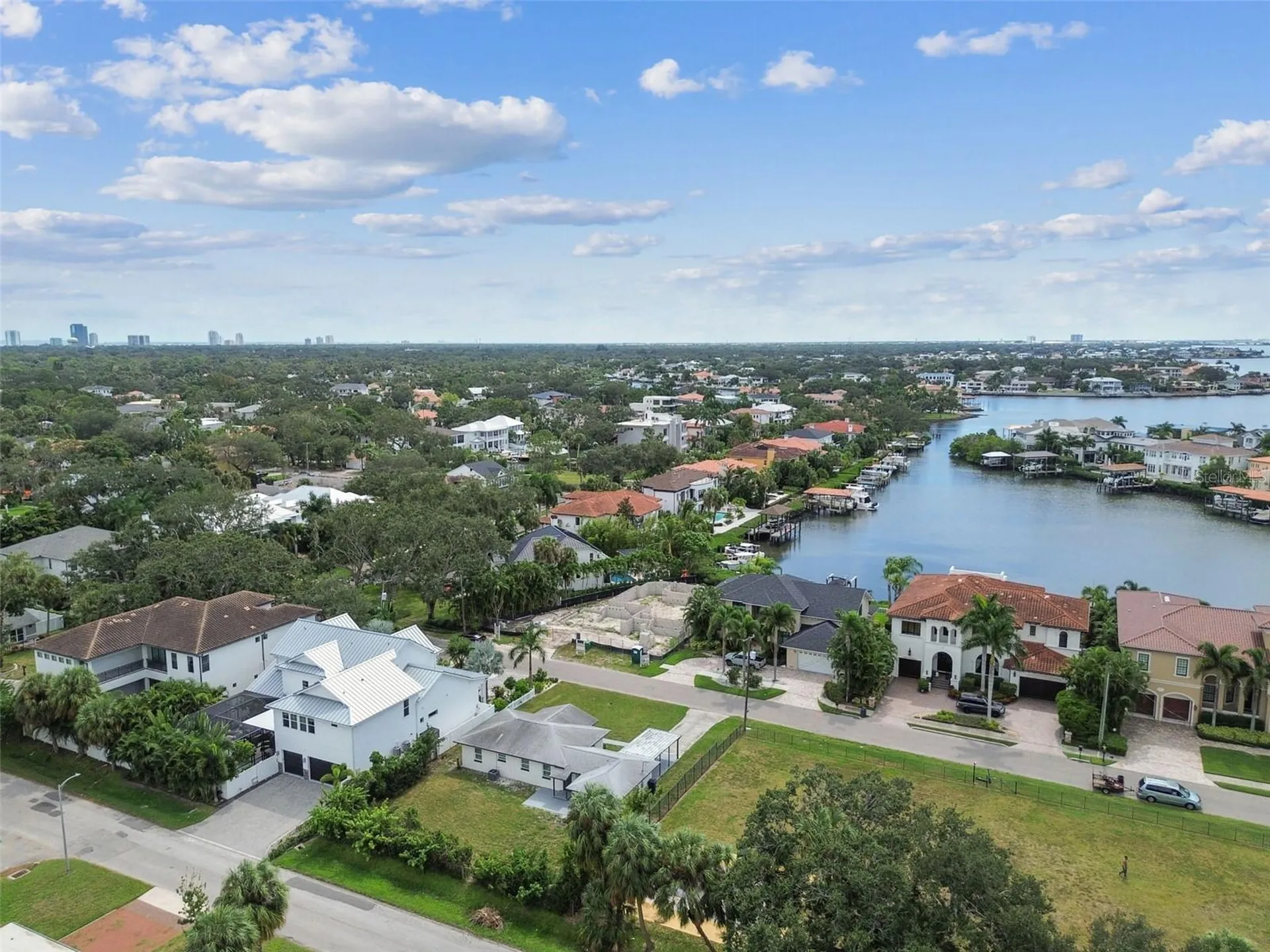 5 W Spanish Main Street Tampa FL 33609