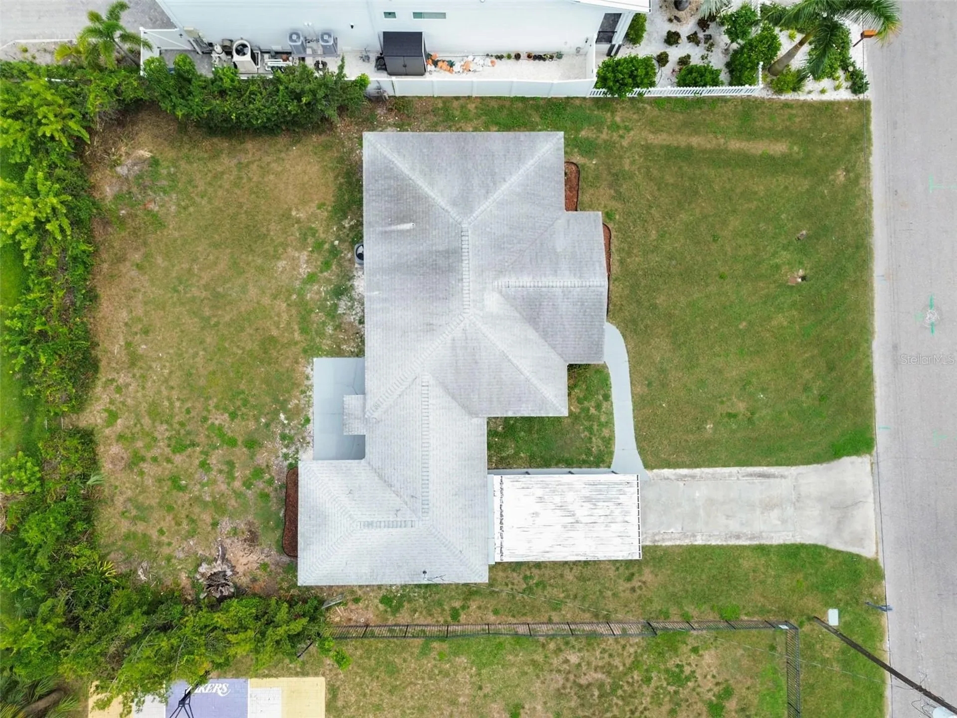 5 W Spanish Main Street Tampa FL 33609