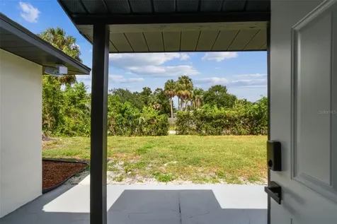 5 W Spanish Main Street Tampa FL 33609