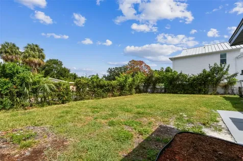 5 W Spanish Main Street Tampa FL 33609