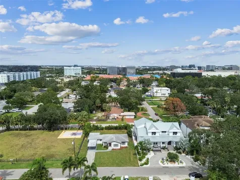 5 W Spanish Main Street Tampa FL 33609