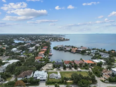 5 W Spanish Main Street Tampa FL 33609