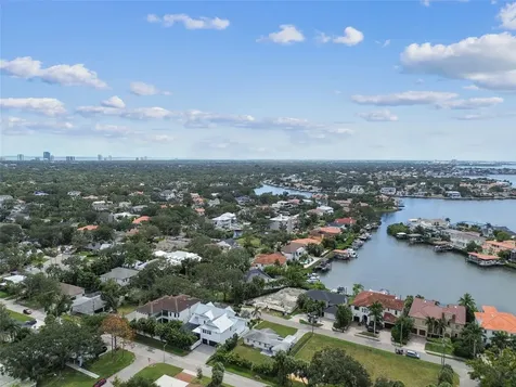 5 W Spanish Main Street Tampa FL 33609