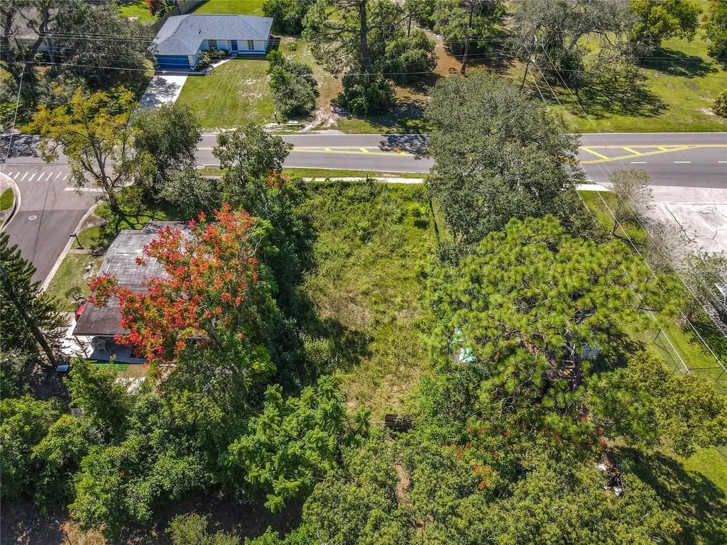 1329 Lake Drive Casselberry FL 32707