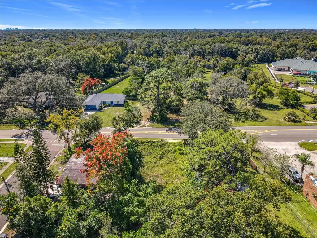 1329 Lake Drive Casselberry FL 32707