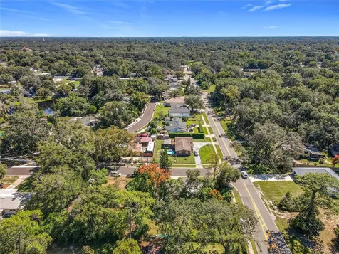 1329 Lake Drive Casselberry FL 32707