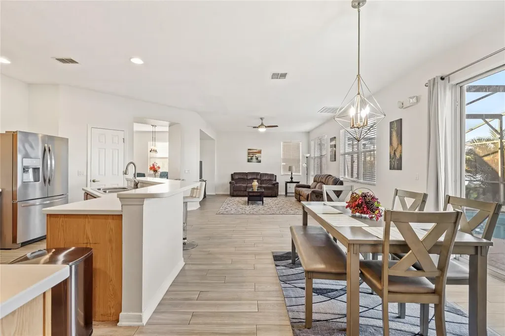 1067 Berkeley Drive Kissimmee FL 34744