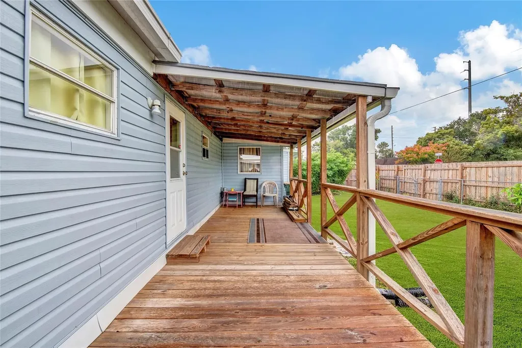 902 Columbia Avenue St Cloud FL 34769