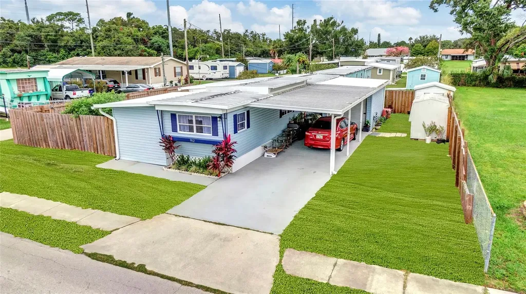 902 Columbia Avenue St Cloud FL 34769